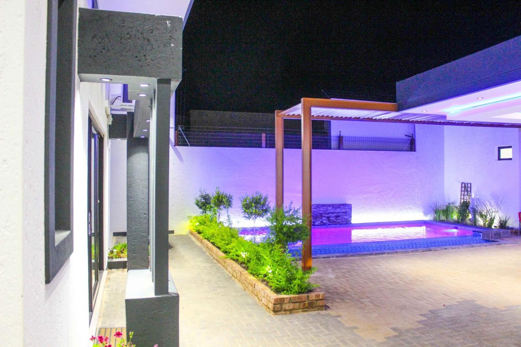 Deluxe Residence - Windhoek Extérieur photo